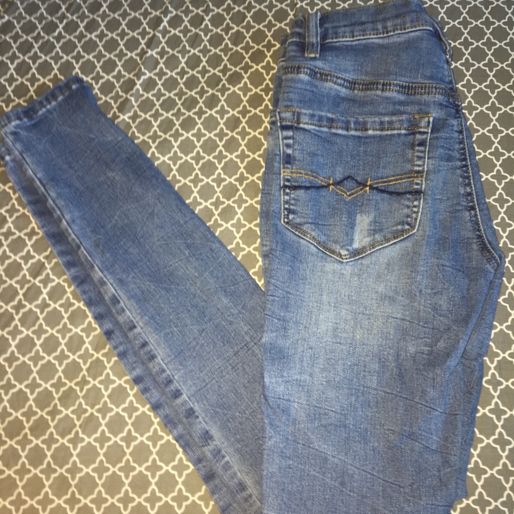 unlisted jeans !